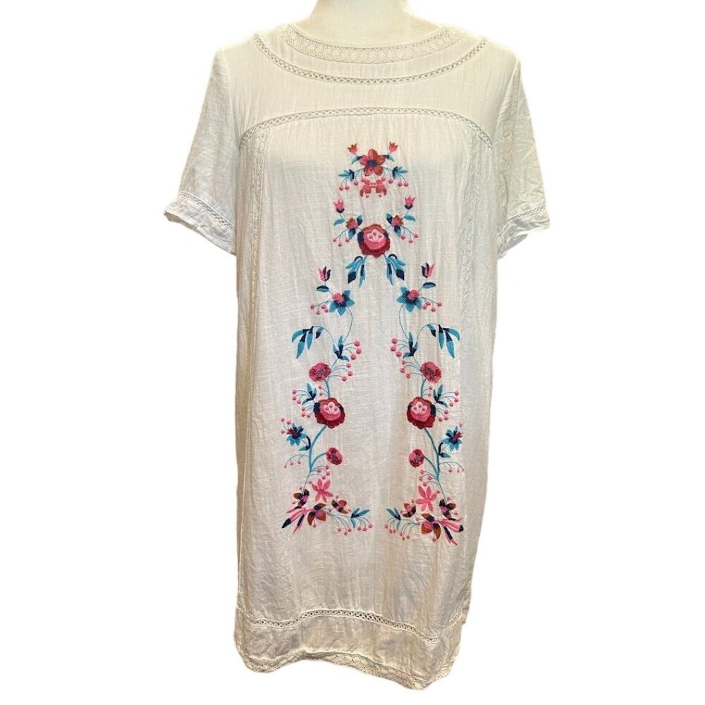 Pink‎ Lily White Floral Embroidered Dress Size S Short Sleeve